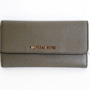 Michael Kors Olive Jet Set Trifold Wallet